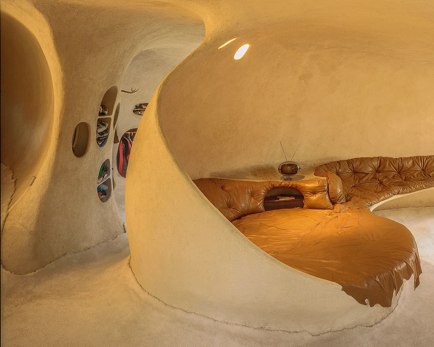 Interior photo of Casa Orgánica living room.
